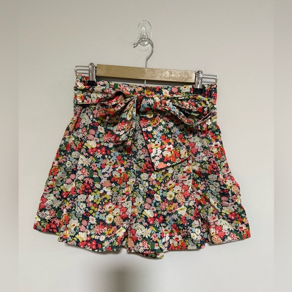 J. Crew Liberty of London Thorpe Tie Waist Shorts Size 0 Floral Preppy Resort - Picture 2 of 9
